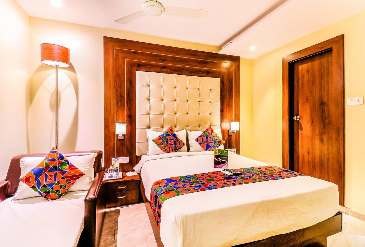 Fabexpress Adlon Andheri East Bombay Eksteriør billede